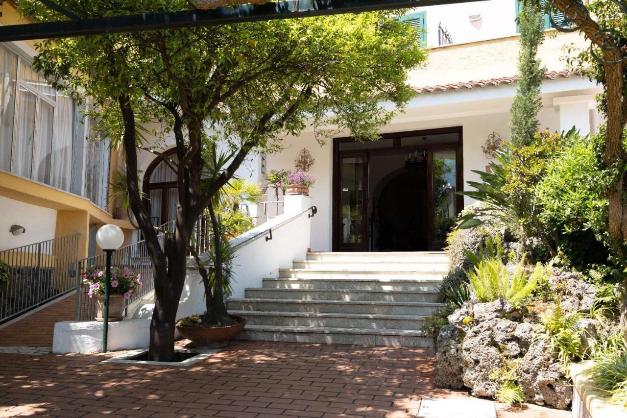 Hotel Royal Terme ايسكيا المظهر الخارجي الصورة